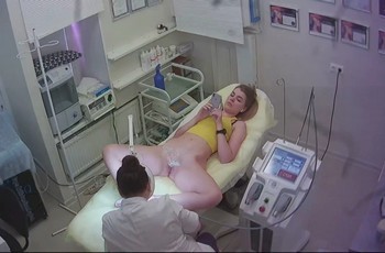 Скрытая камера в салоне красоты
