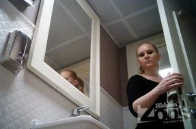 Владелец кафе установил скрытую камеру в туалете